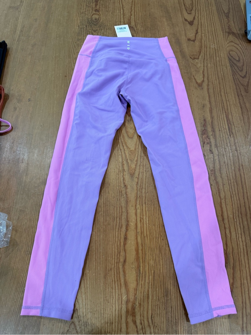 Wilo Lavender and Pink Two-Piece Active Set - Picture 8 of 9